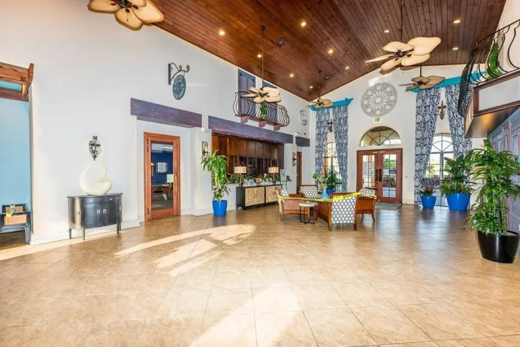 8913pp 4 Bedroom Townhouse by Redawning