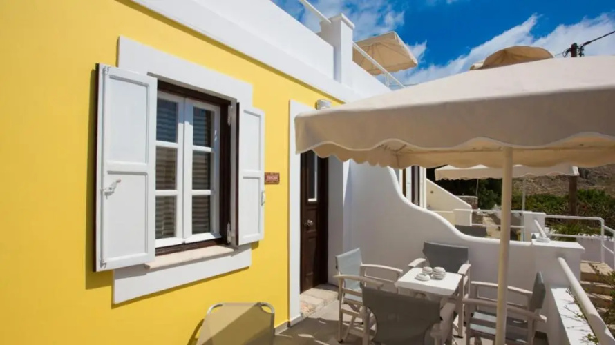 Chic & Modern Apartments with swim access