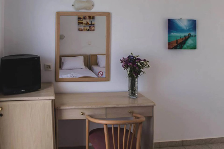 Summer View Hotel
