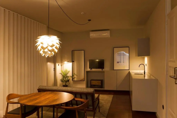 Oporto Cozy Design Studio II