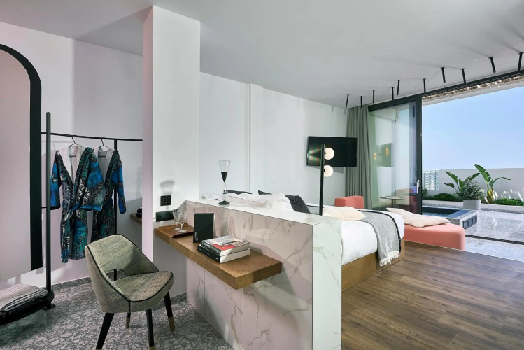 Dyo Suites