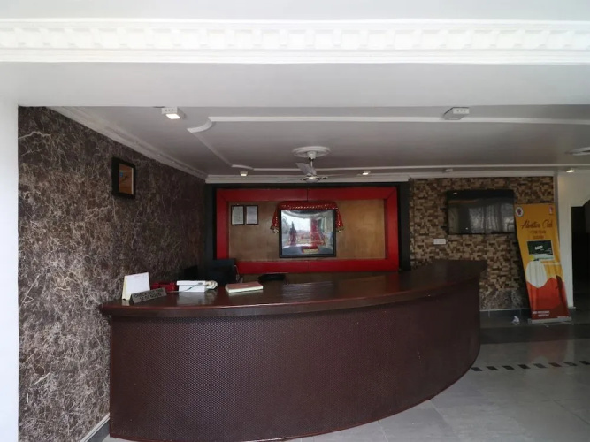 Oyo 29762 Hotel Meridian