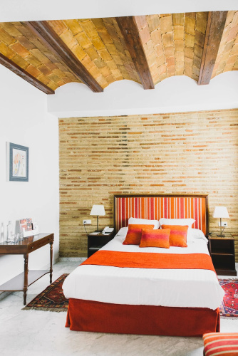 Ad Hoc Monumental Hotel