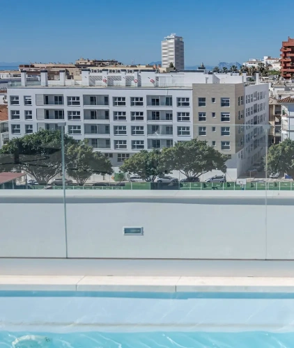 3 Bedrooms Apartment