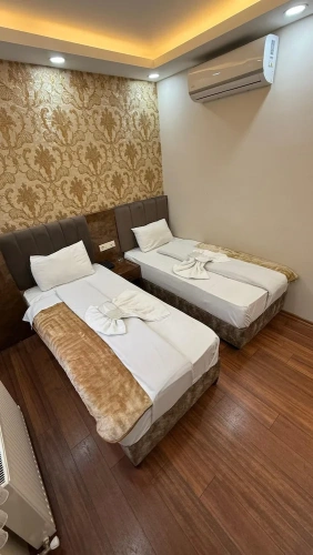 Standard Twin room with city view