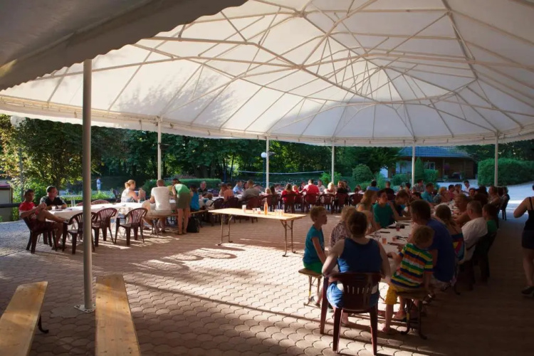 le Camping Des 3 Lacs