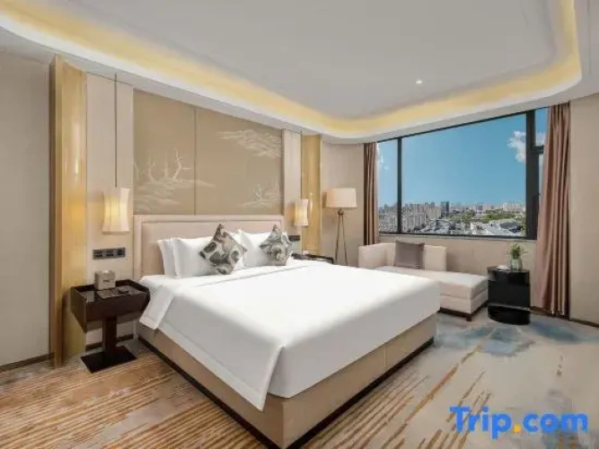 Deluxe Double Suite