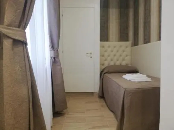 Cheri Luxury Suite