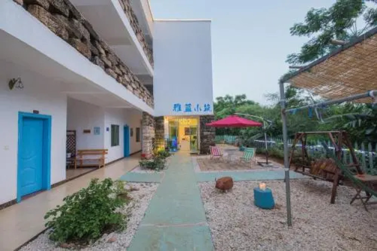 Weizhou Yalan Guest House