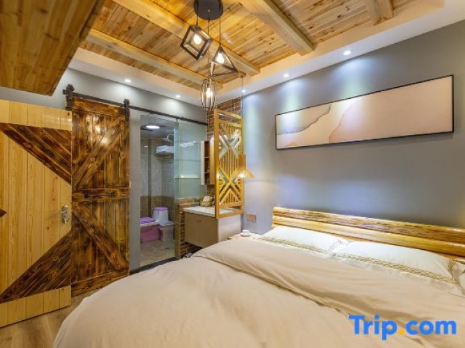 Standard room with river view