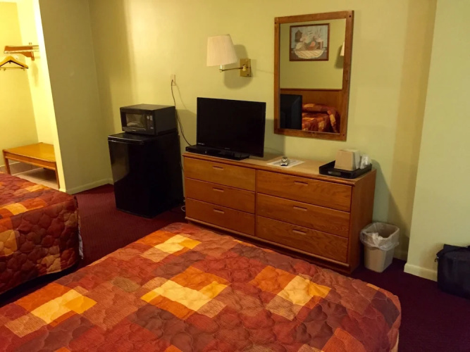 Sebring Inn