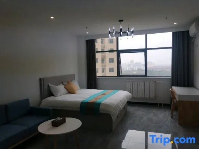 Standard Double room with city view