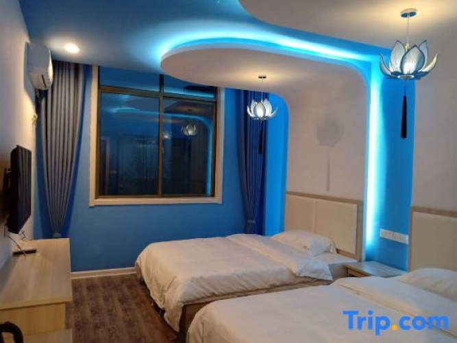Comfort Twin Family room