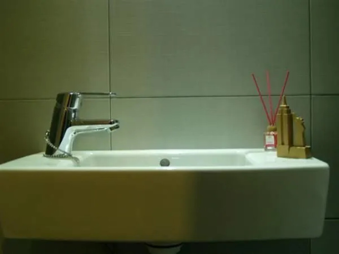 8 Rooms Madrid