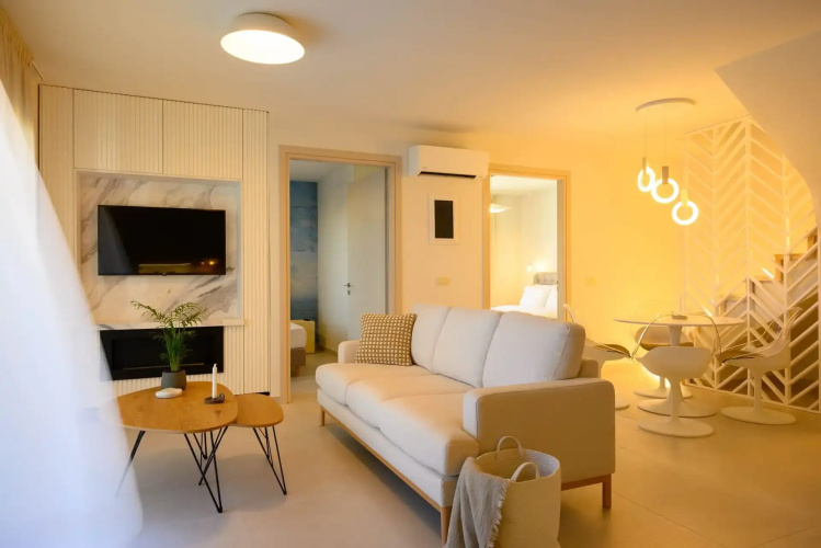 Kalos Luxury Homes