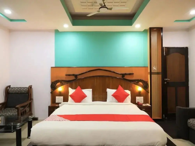 Hotel Rahul by OYO Rooms
