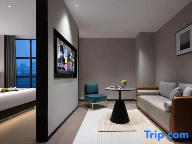 Premier Suite