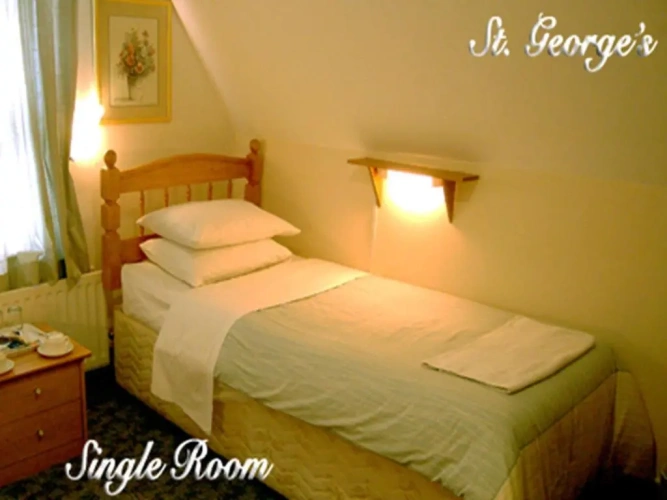 Standard Single room