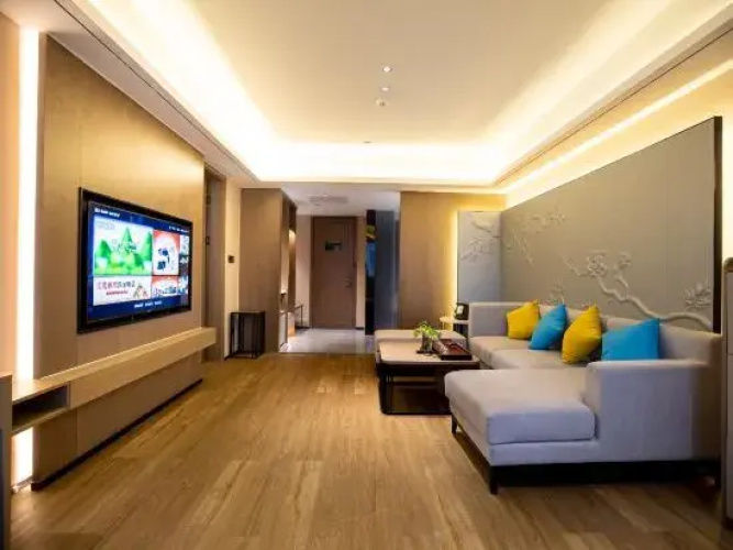 REX Hotel