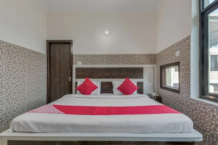 OYO 24893 Palak Lodge
