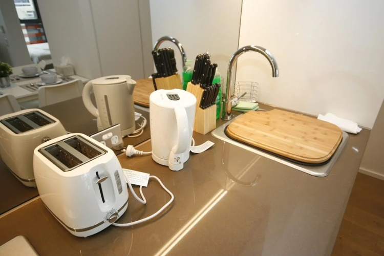 Onelife Docklands Luxury Apartment