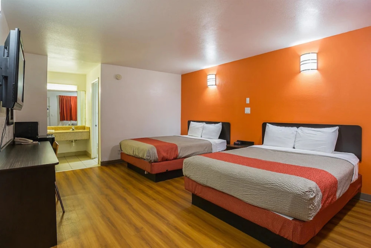 Motel 6 Brinkley