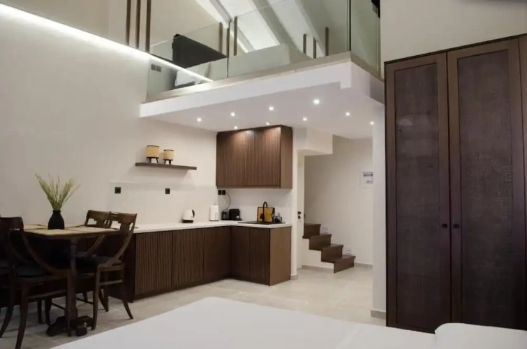 Deluxe Apartment