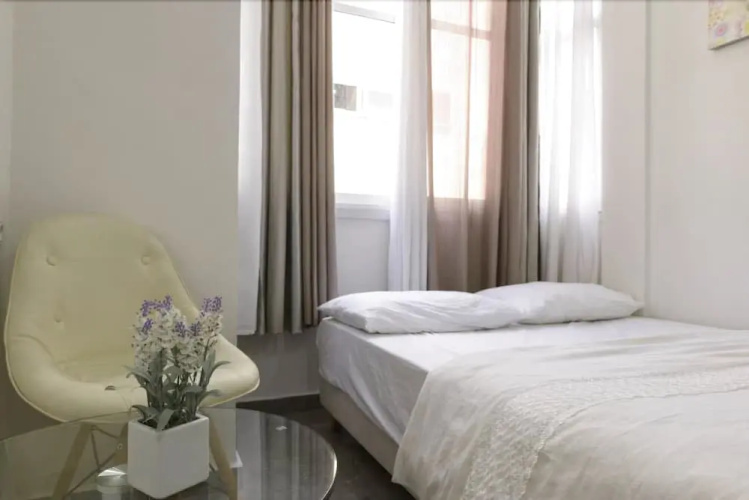 3 Bedrooms - Ben Yehuda