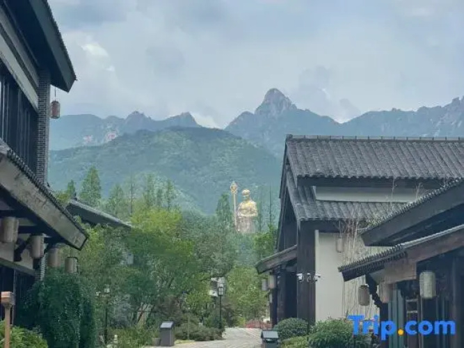 Hotel MoMc Jiuhuashan