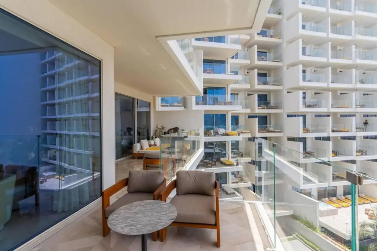 Five Palm Jumeirah Luxurious 2bdr Stunning Views