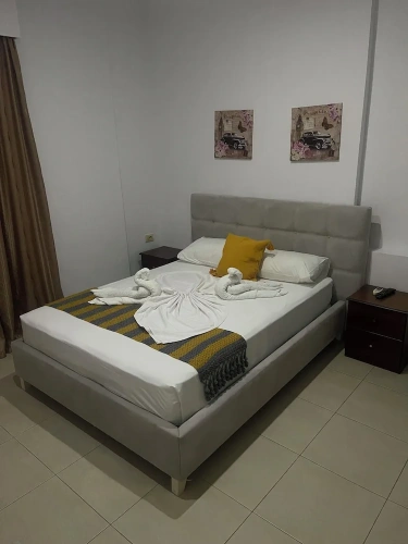 1 Bedroom Standard Triple Family room