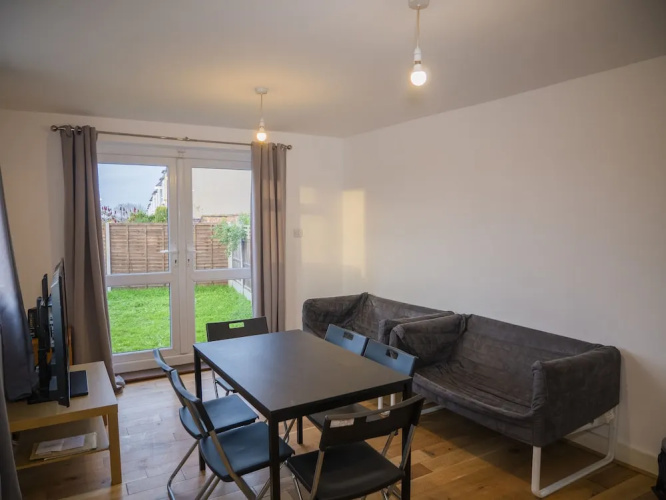67 Hafton Road