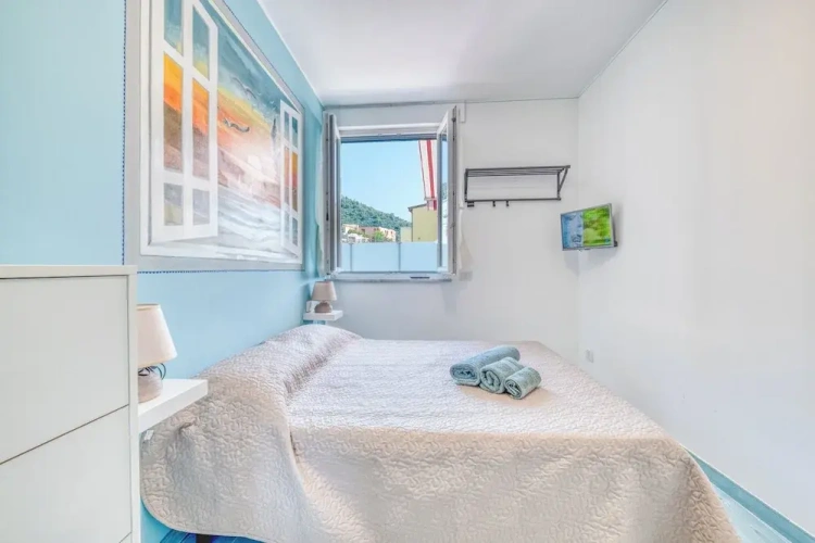 1 Bedroom Family Apartment with sea view