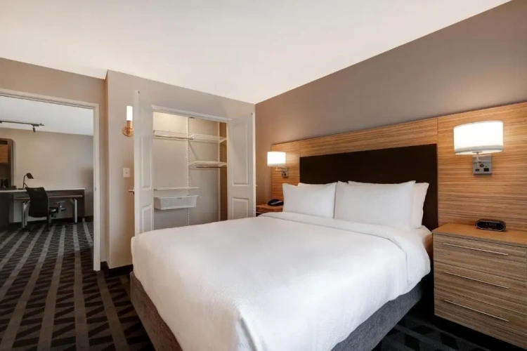 1 Bedroom Double Suite