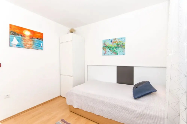 Lada apartman
