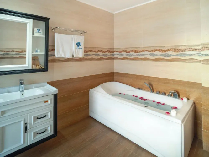 Phuc Thuan Hotel