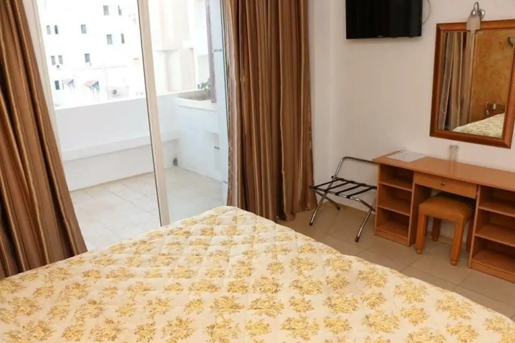 Hotel Yasmine