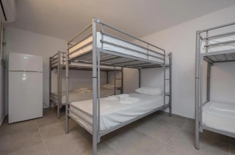 Naxos Hostel