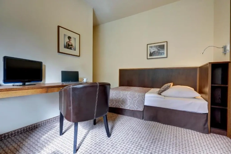 Standard Single room