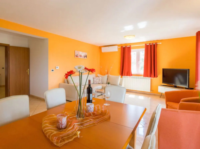 Apartment Cancar Como 34662