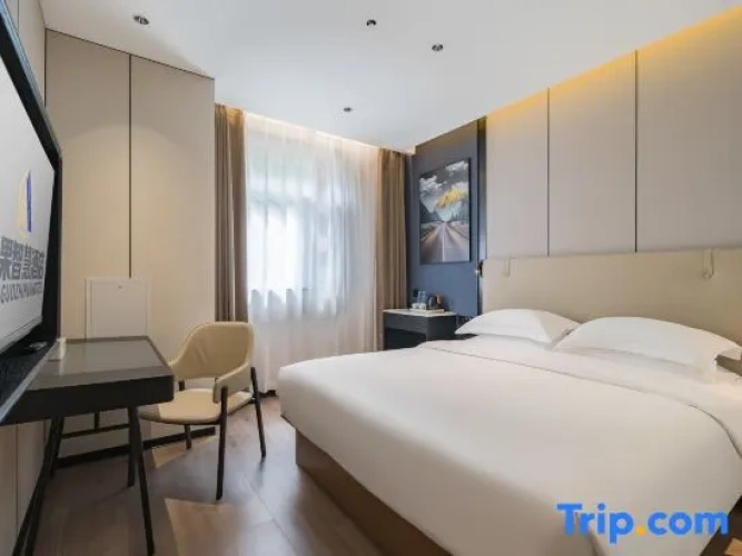 Quadruple Family Suite