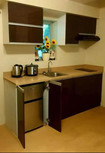 Roy's Condo Pad