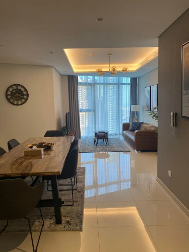 Gorgeous 2 Br in Paramount