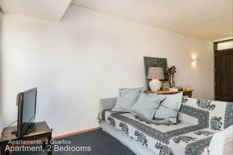 2 Bedrooms Apartment with balcony