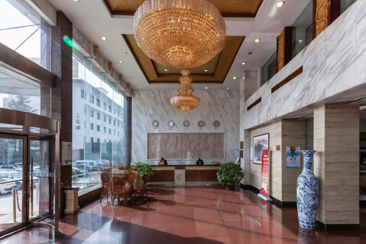 Yuncheng Hotel