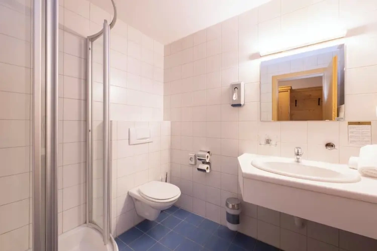Comfort Double room with balcony and with mountain view