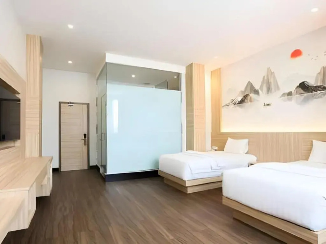 Hip Hope Hotel