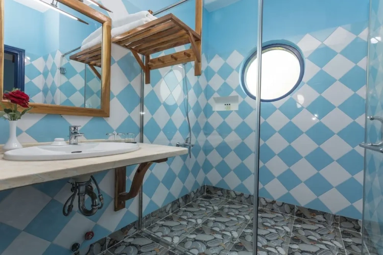 Deluxe Triple Bungalow