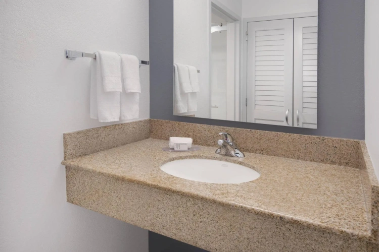 Quadruple Suite