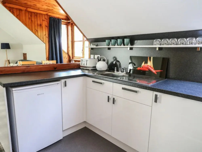 Upper Brackendale